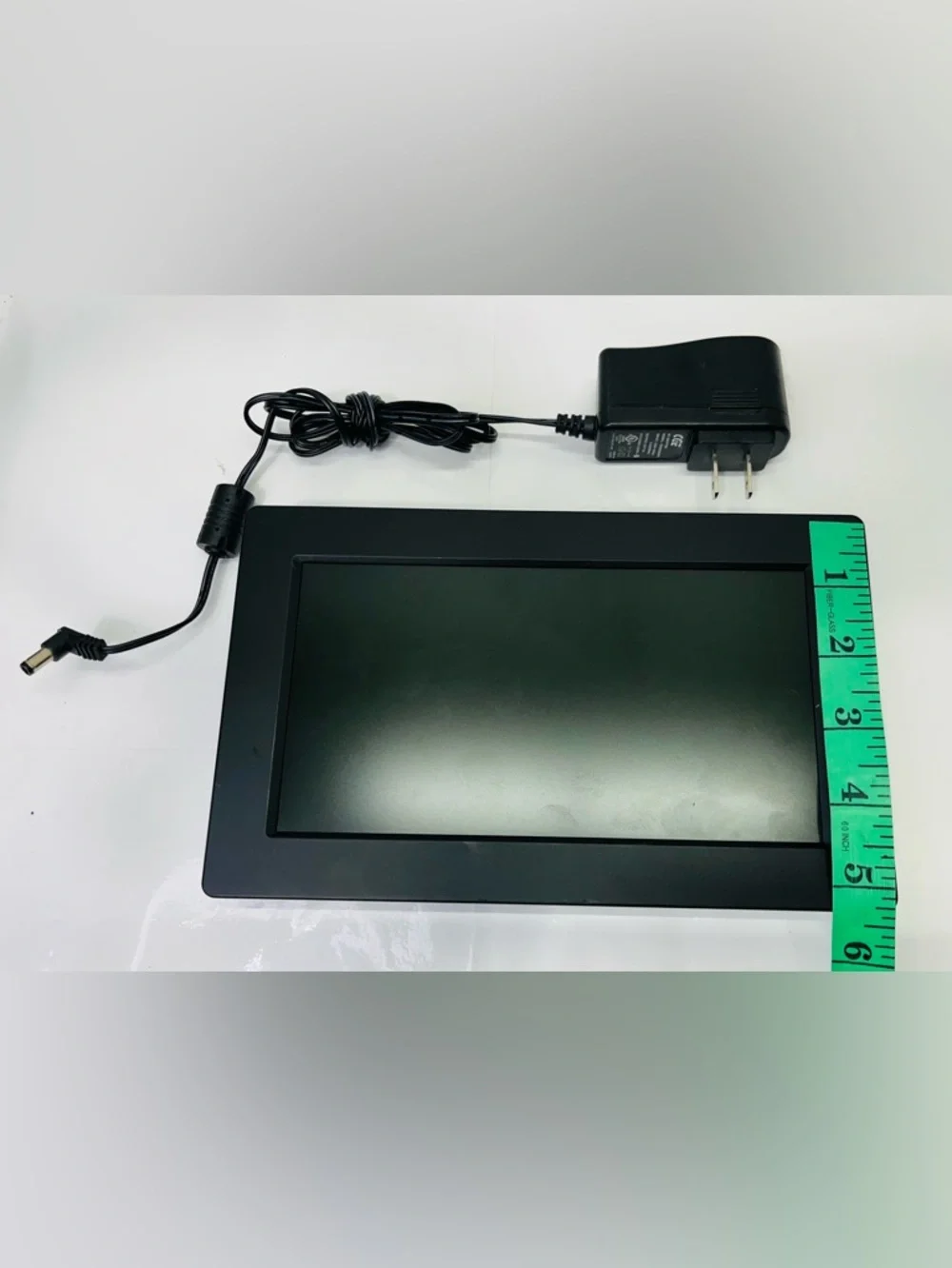 Venture DPF811SE Auto Digital Photo Frame 9”